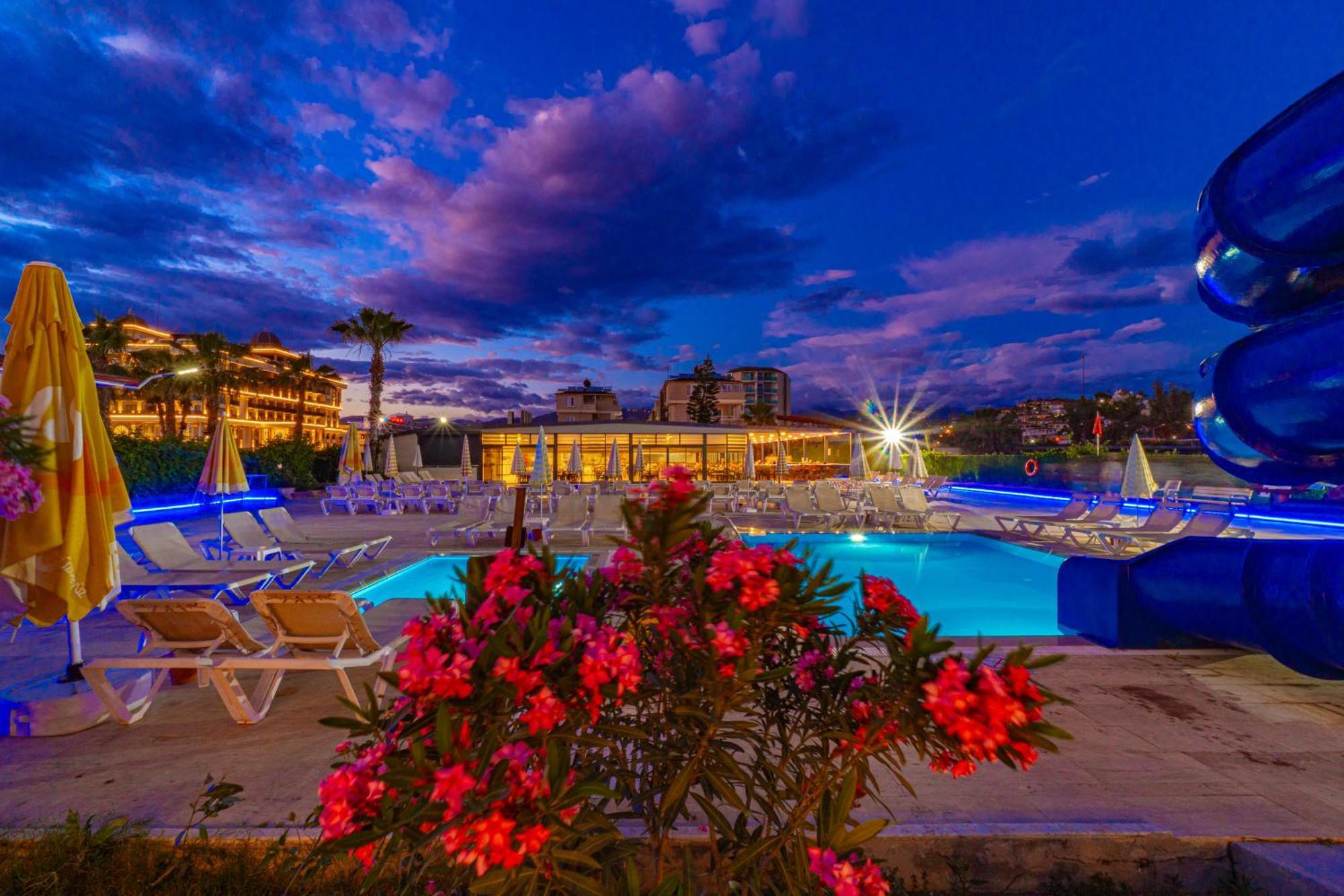 Club Wasa Holiday Village All Inclusive Toslak 외부 사진